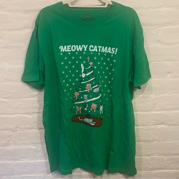 Green “Meowy Christmas” Tee - Picture 2 of 3